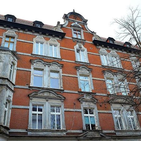 Art Mieszkanie Blisko Dworca Pkp Walbrzych Miasto Exterior photo